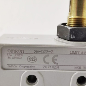 Interrupteur de fin de course pour automatisation industrielle <span class=keywords><strong>XE</strong></span>-Q22-2 <span class=keywords><strong>XE</strong></span>-QA2-2 ZC-Q2155 ZC-Q2255 pour PLC - Product Image 1