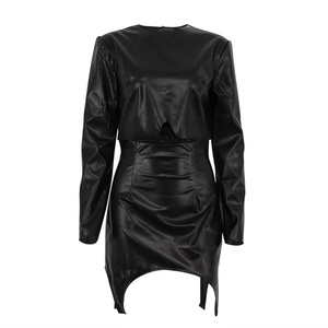 Completo in PU 2025 primavera nuovo tinta unita girocollo manica lunga gonna <span class=keywords><strong>aderente</strong></span> a vita alta irregolare completo due pezzi da <span class=keywords><strong>donna</strong></span> - Product Image 6