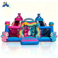 Château gonflable arc-en-ciel personnalisé pour enfants avec toboggan pour événements en plein air