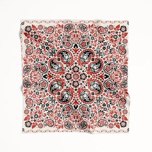 Braga de cuello personalizada con estampado por sublimación, pañuelo tubular sin costuras para la cabeza, cubrecaras para correr y montar. - Product Image 5