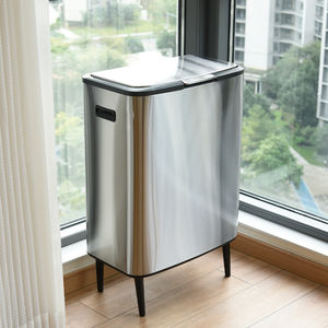 <span class=keywords><strong>Cubo</strong></span> de <span class=keywords><strong>basura</strong></span> de cocina rectangular de acero inoxidable de <span class=keywords><strong>16</strong></span> galones/60 <span class=keywords><strong>litros</strong></span> con contenedor de compost interno y patas de plástico extraíbles - Product Image 1