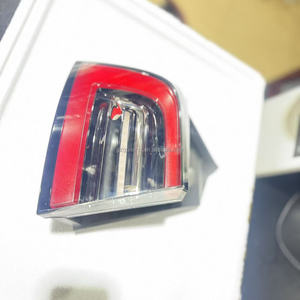 Fanali posteriori a LED per Tesla modello 3/Y nuovi e vecchi modelli 2020 2021 2022 12V lenti rosse colore indicatore di direzione funzione condizione utilizzata - Product Image 5