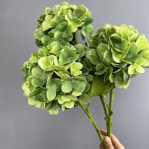 Bouquet d'hortensias réalistes faits à la main, décoratifs et modernes, pour la décoration de la maison, du bureau et du jardin, fleurs artificielles en <span class=keywords><strong>plastique</strong></span> durable - Product Image 5
