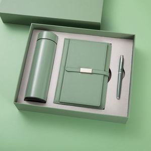 Promo Ensemble Cadeau Luxe A5 Personnalisable en Cuir PU : Carnet Noir A5, Stylo et Tasse Thermos pour Entreprises - Product Image 4