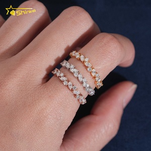 Anillo de Plata 925 con Diamantes VVS D Moissanite, Estilo Hip Hop, Personalizado, con Certificado GRA - Product Image 2