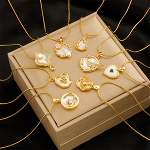 Flower Mother Of Pearl Pendant Necklace With Diamond Bezel Setting For Gift Yiwu Origin - Product Image 1