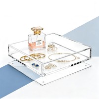 Plateau carré en acrylique transparent avec insert magnétique