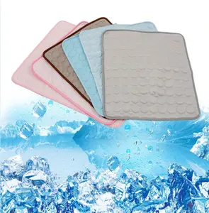 Factory Price Reusable Waterproof Pet Dog Summer Ice Pad Washable Dog Cooling Pad