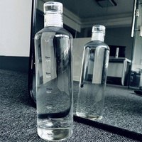 Bouteille d'eau en verre borosilicate réutilisable personnalisée promotionnelle avec marqueur de temps