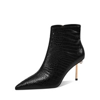 Bottines en cuir à talon et bout pointu de créateur de luxe personnalisées pour femmes de grande qualité Fabricant fournisseur en gros