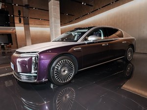 Maextro S800 2025 REEV Stellar Executive Edition 4 Posti 192 Linee LiDAR Moderno Esclusivo REEV per Viaggi Diplomatici Privati - Product Image 4