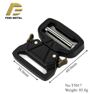 Hebilla de Liberación Rápida para Correa de Perro T5017 OEM/ODM de 38 mm, Hebilla de Metal con Revestimiento Suave para Collar de Perro - Product Image 3