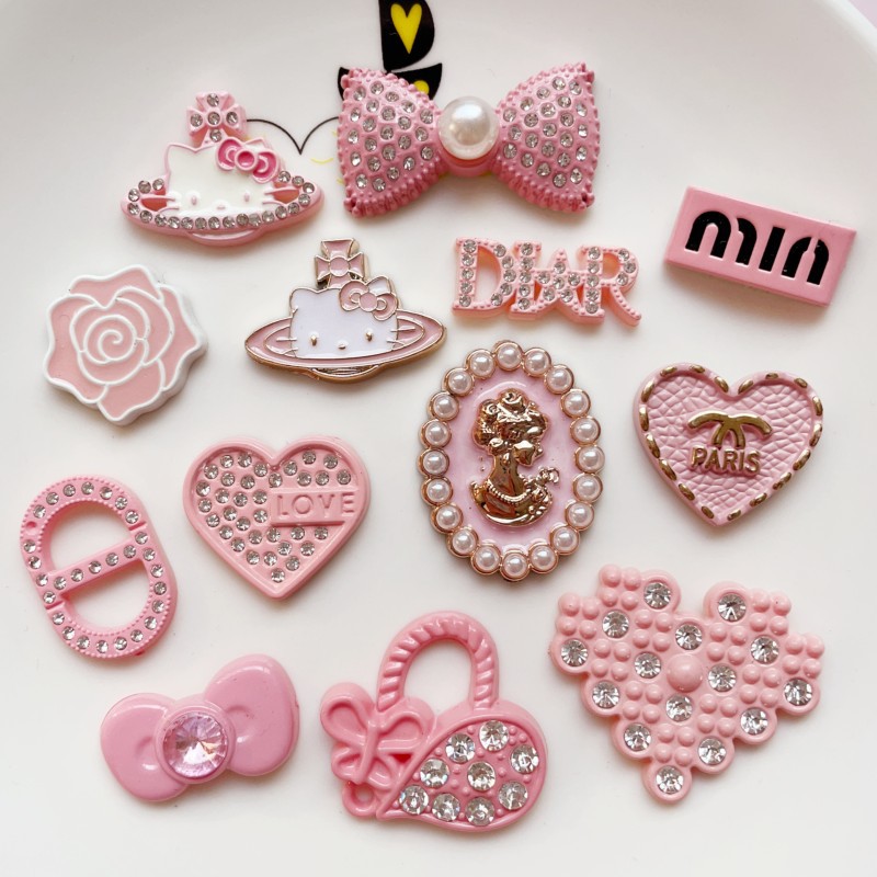 Hello Kitty Phone Case Guide: How to Choose the Right One Hello Kitty Phone Case Guide: How to Choose the Right One