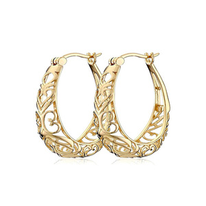 Orecchini a polsino a forma di cuore traforati in filigrana per donna, eleganti accessori per tutti i giorni e per feste - Product Image 3
