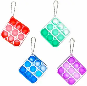 Eenvoudige Kuiltje Fidget Speelgoed Siliconen Pop Het Fidget Speelgoed Nieuwe Fidget Push Pop Regenboog Pop Sleutelhanger