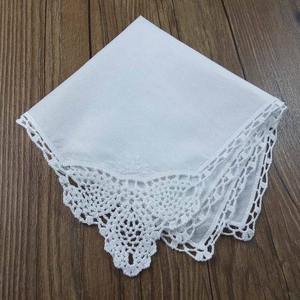 مناديل نسائية مطرزة قابلة لالطباعة هدايا عيد الميلاد وحفلات الزفاف للنساء 12 بوصة × 12 بوصة وشاح مربع منديل دانتيل قطني أبيض - Product Image 6