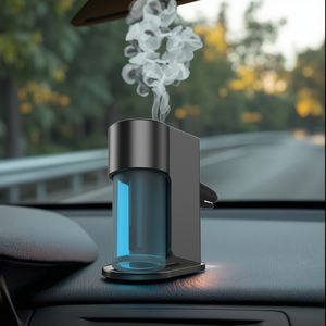 Tragbarer Ultraschall-Mini-Autoer frischer Umwelt freundlicher USB-Entlüftung sclip Wasserloser Aroma diffusor Wiederauf ladbarer Metall duft diffusor - Product Image 1