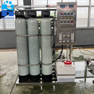 Usine de dessalement par osmose inverse montée sur châssis de 20 000 L/<span class=keywords><strong>D</strong></span> pour la purification de l'eau potable - Product Image 1