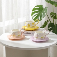 Ensemble tasse et soucoupe à café en porcelaine peinte à la main, haute valeur esthétique, compatible micro-ondes, logo personnalisé, cadeau d'entreprise