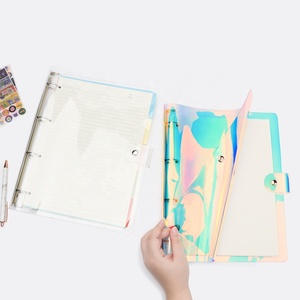 Classeur A4 en PVC souple à <span class=keywords><strong>4</strong></span> <span class=keywords><strong>anneaux</strong></span> couverture arc-en-ciel transparent feuilles mobiles coque ronde classeur à <span class=keywords><strong>anneaux</strong></span> avec fermeture à bouton-pression - Product Image 6