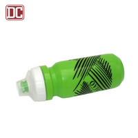Bouteille d'eau pour vélo, sans BPA, en plastique, accessoires de sport pour le cyclisme, design personnalisé, adultes