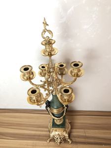 Coppia di Candelabri Ornati a 7 Bracci in Bronzo Dorato e Marmo per Arredamento e Collezione - Product Image 4
