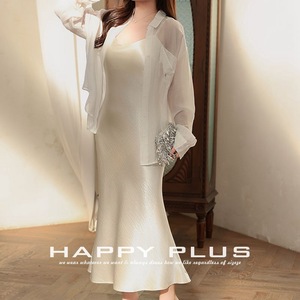 Robe d'été grande taille pour femme Runqi N9010, col en V, style sirène, en satin d'acétate, bretelles fines, couleur unie, style sexy - Product Image 2