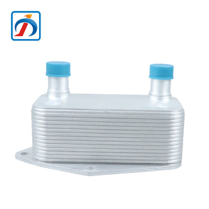 Radiatore Olio Motore E39 per <span class=keywords><strong>BMW</strong></span> Serie 3 <span class=keywords><strong>E46</strong></span> 318d <span class=keywords><strong>320d</strong></span> Serie 5 E39 520d - Ricambi Raffreddamento - Product Image 3