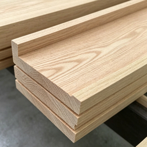 Marches d'escalier en <span class=keywords><strong>bois</strong></span> dur teinté foncé, taille personnalisée flexible, <span class=keywords><strong>bois</strong></span> écologique vert et excellente durabilité pour la rénovation des escaliers intérieurs - Product Image 2