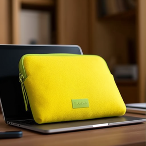 Funda para portátil 13" ONE MacBook NEO Amarillo Cítrico BFONEMBN13 Y - Product Image 3