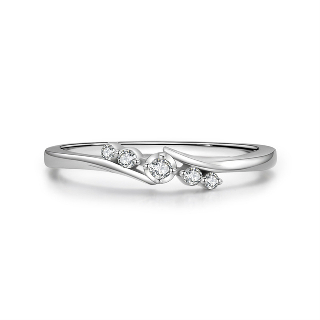 Simple and Delicate 925 Sterling Silver Women's Ice Cubic Zirconia Rings Silver Plated for Weddings and Parties Wholesale