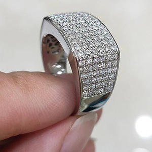 Anello Starry Pave per donna, gioielli minimalisti in stile cool personalizzati per l'indice - Product Image 4