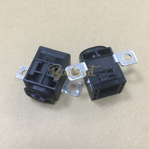 Nouveau fusible de coupure de <span class=keywords><strong>batterie</strong></span> 4F0915519 avec protection contre les surcharges, OEM pour <span class=keywords><strong>Audi</strong></span> A4 A5 <span class=keywords><strong>A6</strong></span> Q5 Q7 S4 S5 S6 4.0L - Product Image 4