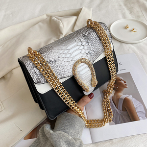 Bolso de mano de lujo con cadenas de cocodrilo para mujer, bandoleras cuadradas con botones, de PU, venta al por mayor, China, <span class=keywords><strong>2022</strong></span> - Product Image 2
