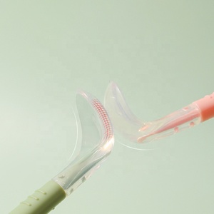 Vente en gros de cuillère à fruits à double tête pour aliments pour bébés cuillère à gratter la <span class=keywords><strong>boue</strong></span> des fruits en acier inoxydable en silicone pour nourrissons - Product Image 2