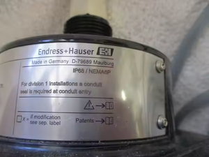 Endress+Hausers Mesure ultrasonique par temps de voyage 100 % Original Prosonic FDU93 pour la mesure de niveau et de débit - Product Image 6