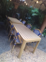 Chaises Commerciales Modernes Françaises pour Jardin, Restaurant, Mobilier de Terrasse, Chaise de Café, Ensemble Table à Manger pour Utilisation Extérieure en Magasins, Cafés, Salons de Thé
