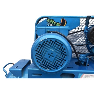 Fournisseur d'usine Compresseur à piston à courroie 3hp 90 150l Italie avec roue - Product Image 4