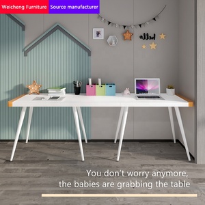 China factory mobili per ufficio semplice <span class=keywords><strong>scrivania</strong></span> per computer in vetro temperato una lunga <span class=keywords><strong>scrivania</strong></span> da studio a doppio carattere - Product Image 2