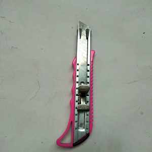 Cuchillo Multiusos Shuobo de 16 cm con Hoja de Hierro y Cuchilla Extraíble para Uso en Oficina y Hogar - Product Image 2