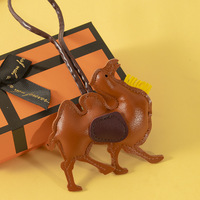 Pendentif de voiture chameau du désert, accessoire de voiture, cadeau souvenir pour homme, ornement suspendu pour rétroviseur