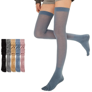 Chaussettes tricotées Pilates de style académique pour femmes, longues chaussettes extensibles au genou pour filles, jeunes enfants, bas de manchette - Product Image 1