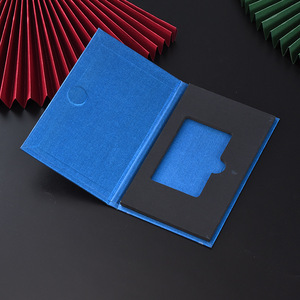 Set di Carte di Lusso a Forma di Libro, Scatole in Cartoncino per Tessere Associative e <span class=keywords><strong>VIP</strong></span>, Logo Personalizzato Stampato a Colori con Finitura in Lamina d'Oro - Product Image 3