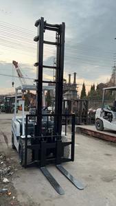 Chariot élévateur diesel d'occasion TCM FD25T3 à 2 étages, mât de 3 m de haut, 2,5 à 15 tonnes, fabrication japonaise, en stock, prix avantageux - Product Image 5