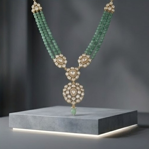 Conjunto de Collar Clásico de Plata 925 para Mujer con Cuentas Verdes y Trabajo Kundan, Joyería Tradicional India, Conjunto de Aretes para Novia - Product Image 4
