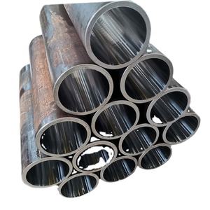 DIN2391 Standard Seamless Honed Steel Tube Pipe Precision Cylinder MOQ 10 Tons For Welding And Cutting