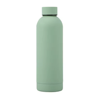 Bouteille d'eau sport en acier inoxydable 304 à double paroi sous vide de 500 ml avec poignée en silicone et prix avantageux pour la vente en gros