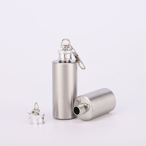Mini bouteille <span class=keywords><strong>de</strong></span> vin rectangulaire <span class=keywords><strong>en</strong></span> acier inoxydable avec logo personnalisé, porte-clés, flacon <span class=keywords><strong>de</strong></span> poche portable, cadeau <span class=keywords><strong>en</strong></span> gros - Product Image 3