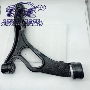 7L0407152H 7L0407152C 95534101830 Vente en gros de pièces automobiles HDE Bras de suspension avant droit pour Porsche Cayenne VW Touareg - Product Image 1