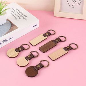 พวงกุญแจไม้ฮิคโครี่/ไม้ไผ่ แบบคาราไบเนอร์ DIY สลักลายได้ตามต้องการ อุปกรณ์เสริมสำหรับกระเป๋าเป้สะพายหลัง พวงกุญแจรถยนต์แบบสร้างสรรค์ จี้ห้อยพวงกุญแจ - Product Image 4